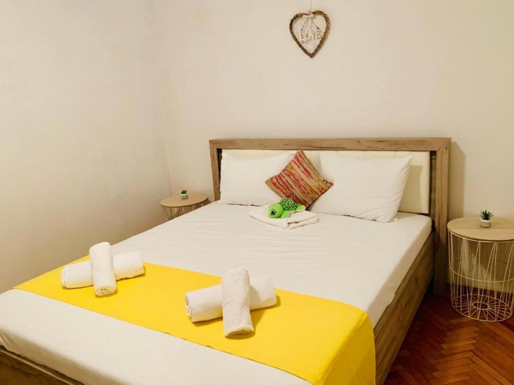 Ultracentral Big Apartment - Near The Opera Square P17 티미쇼아라 외부 사진